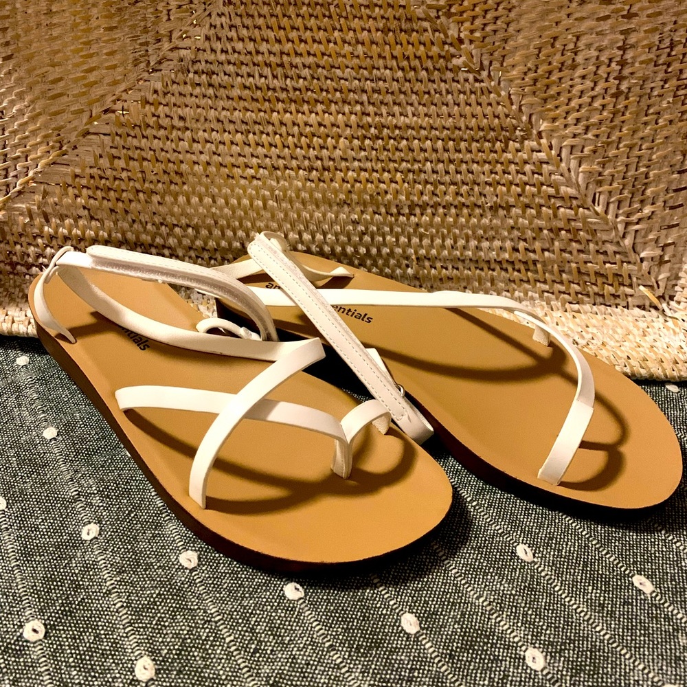 Amazon Essentials Sandal